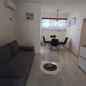  Apartment Fontana Felicita