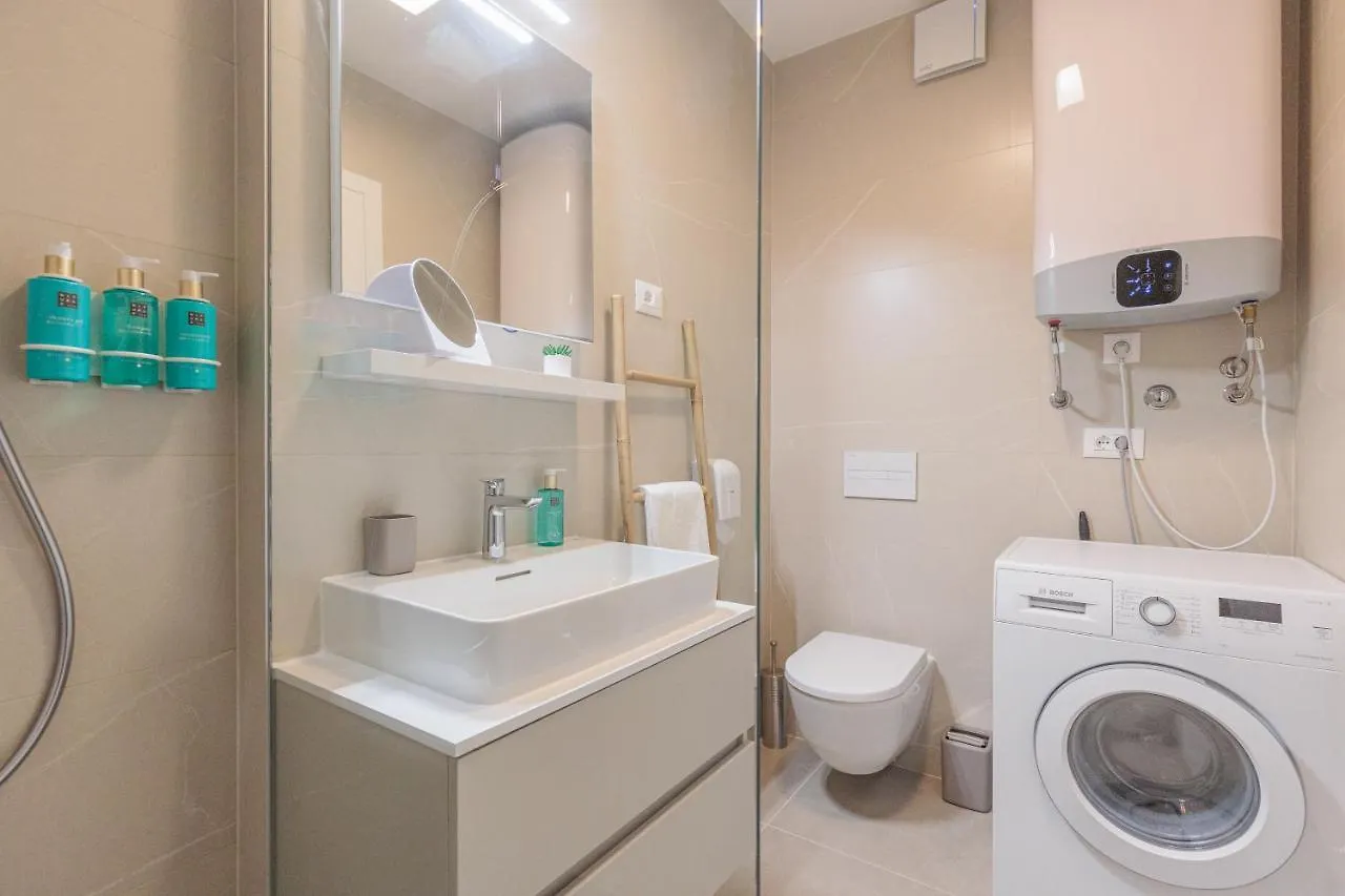 Borik Holiday Apartments Zadar Croatia